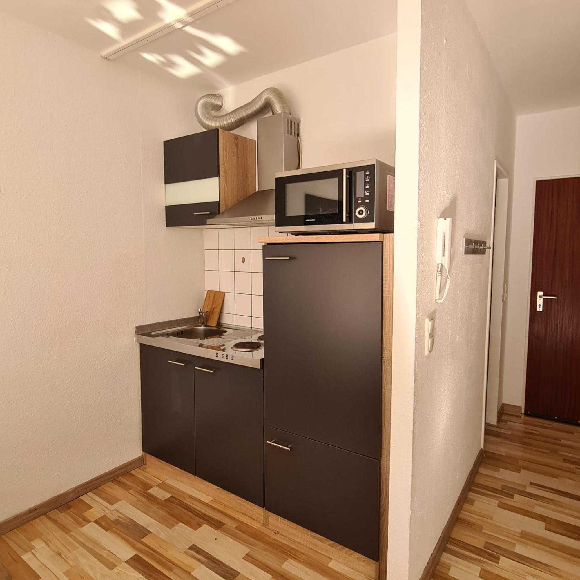 Zentrales Apartment Mit Balkon Und Parkplatz Trier Ngoại thất bức ảnh